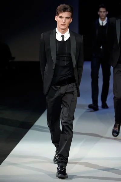Look 70